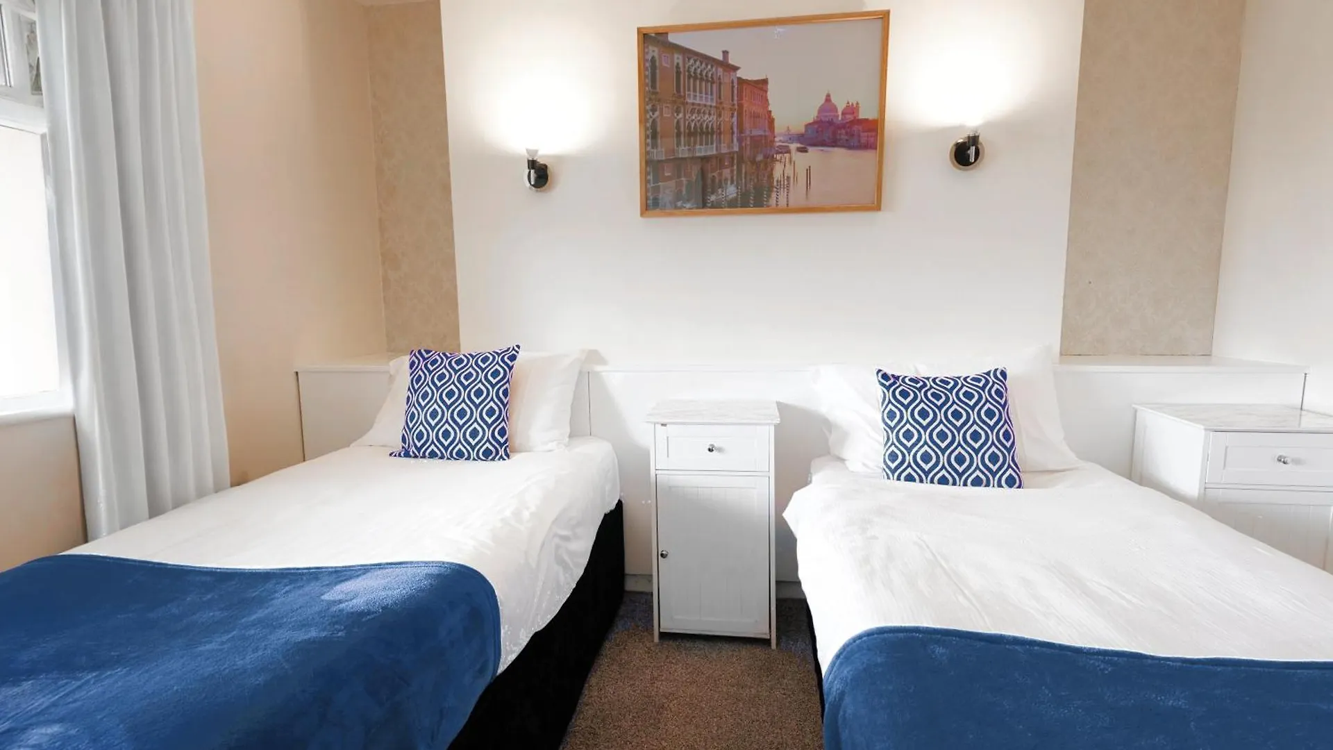 Killarney View House B&B بيت ضيافة