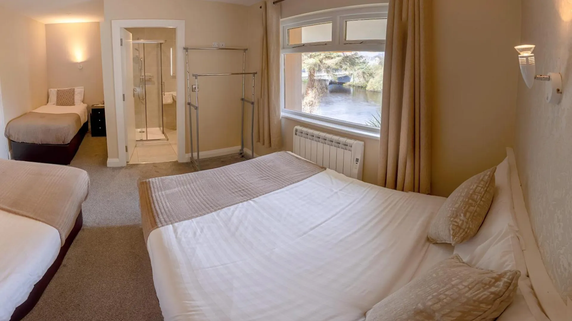 *** بيت ضيافة Killarney View House B&B أيرلندا